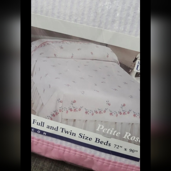 Home Designs Full/ Twin Petite  Rose Pattern Blanket Vintage New Sealed - Picture 7 of 7